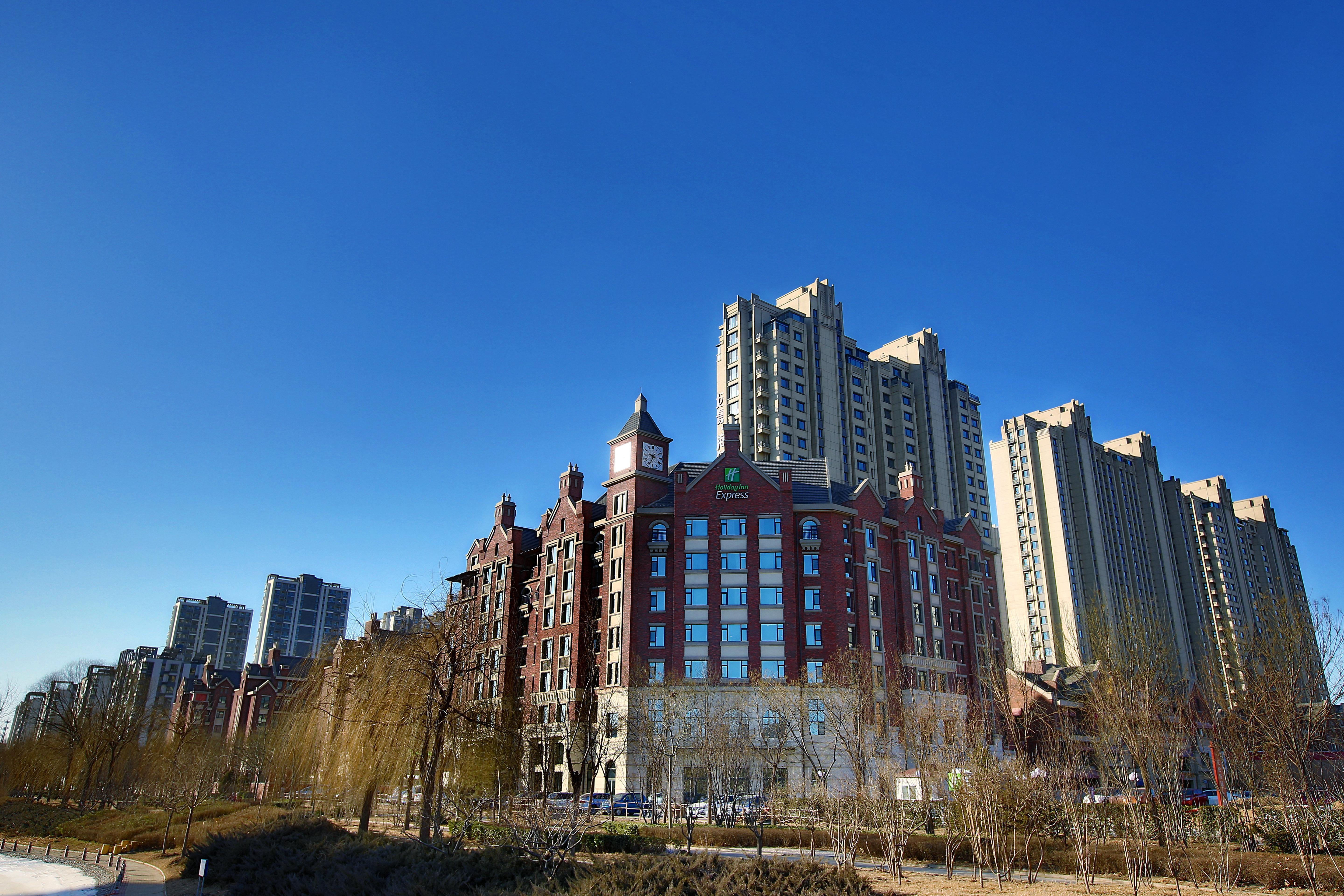 Holiday Inn Express Langfang Park View By Ihg Buitenkant foto